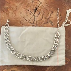 Beautiful choker chain necklace silver